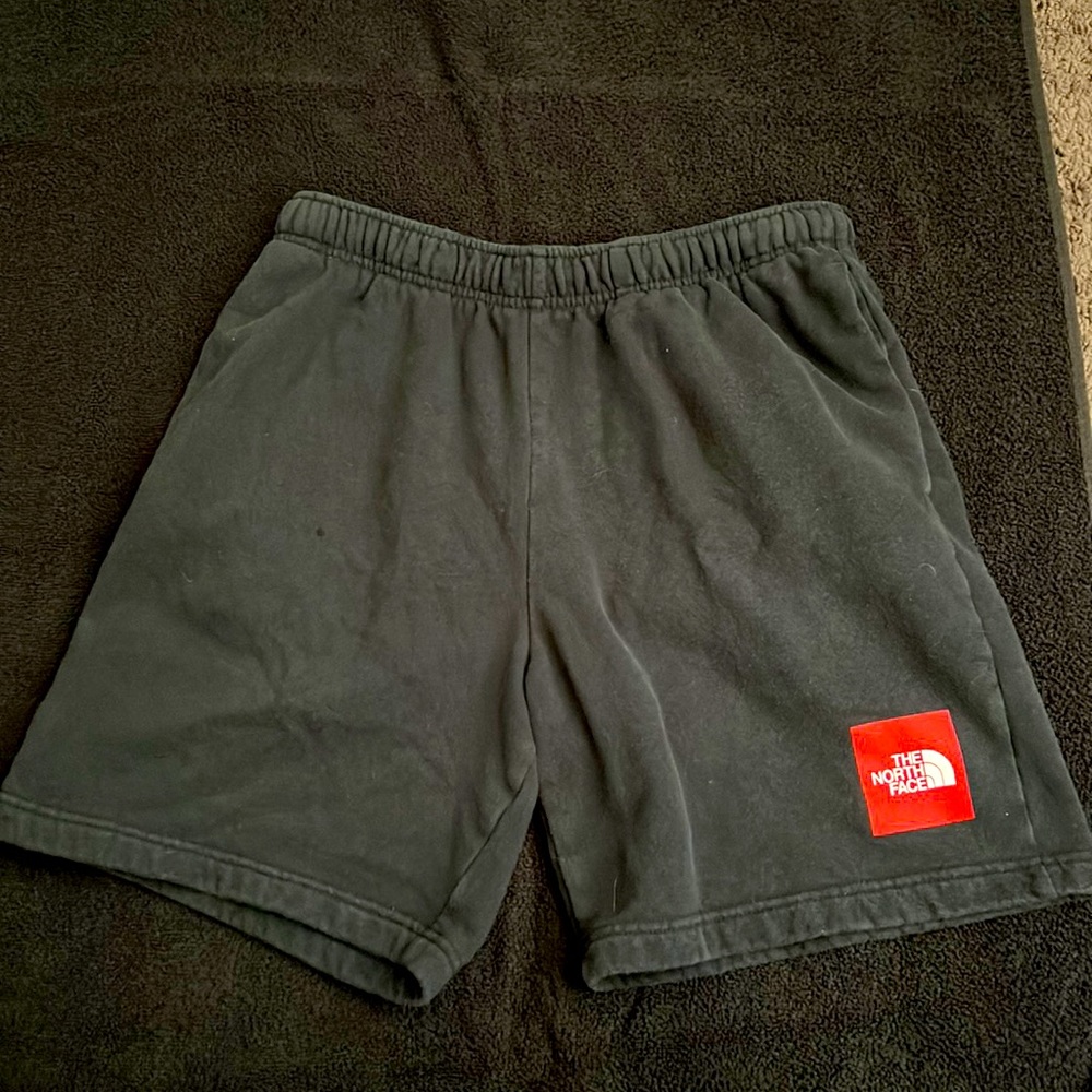 Size M “The North Face” lightly used sweat shorts.